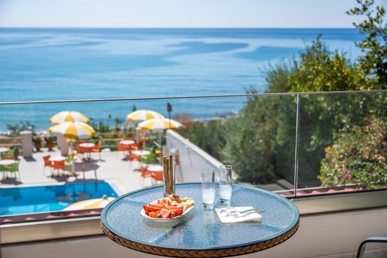 Hotel Dimitra Лигия Екстериор снимка