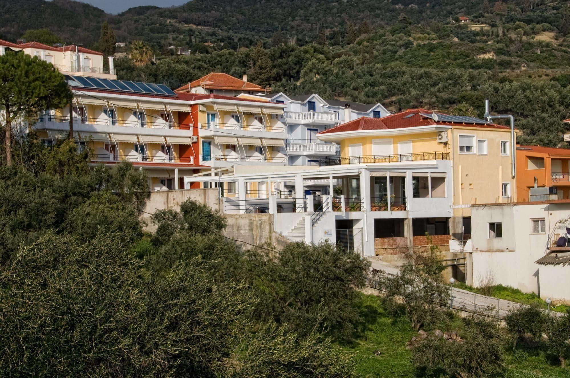 Hotel Dimitra Лигия Екстериор снимка